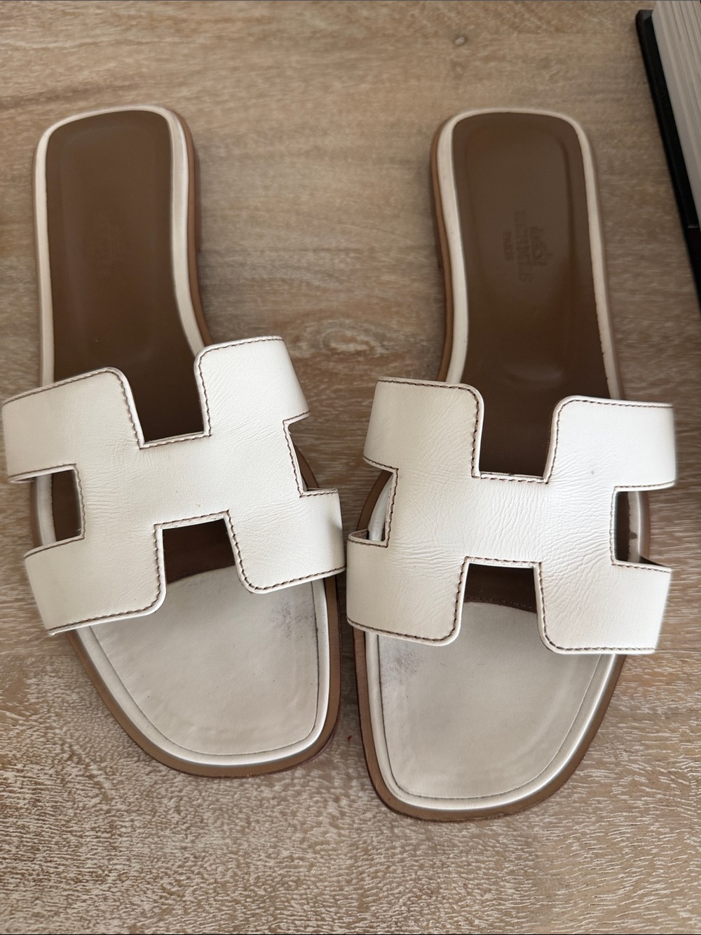 Oran sandal white
